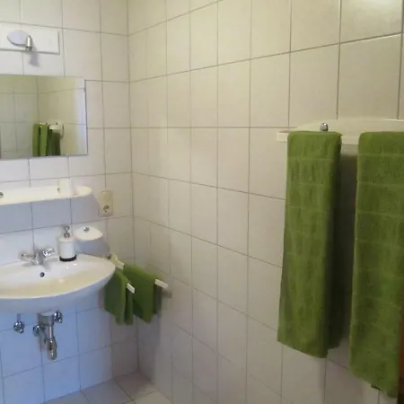 Gemutliche Familienfreundliche Ferienwohnung * Stams