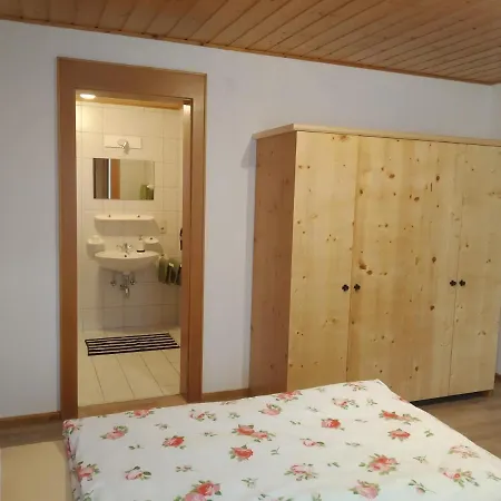 Gemutliche Familienfreundliche Ferienwohnung * Stams